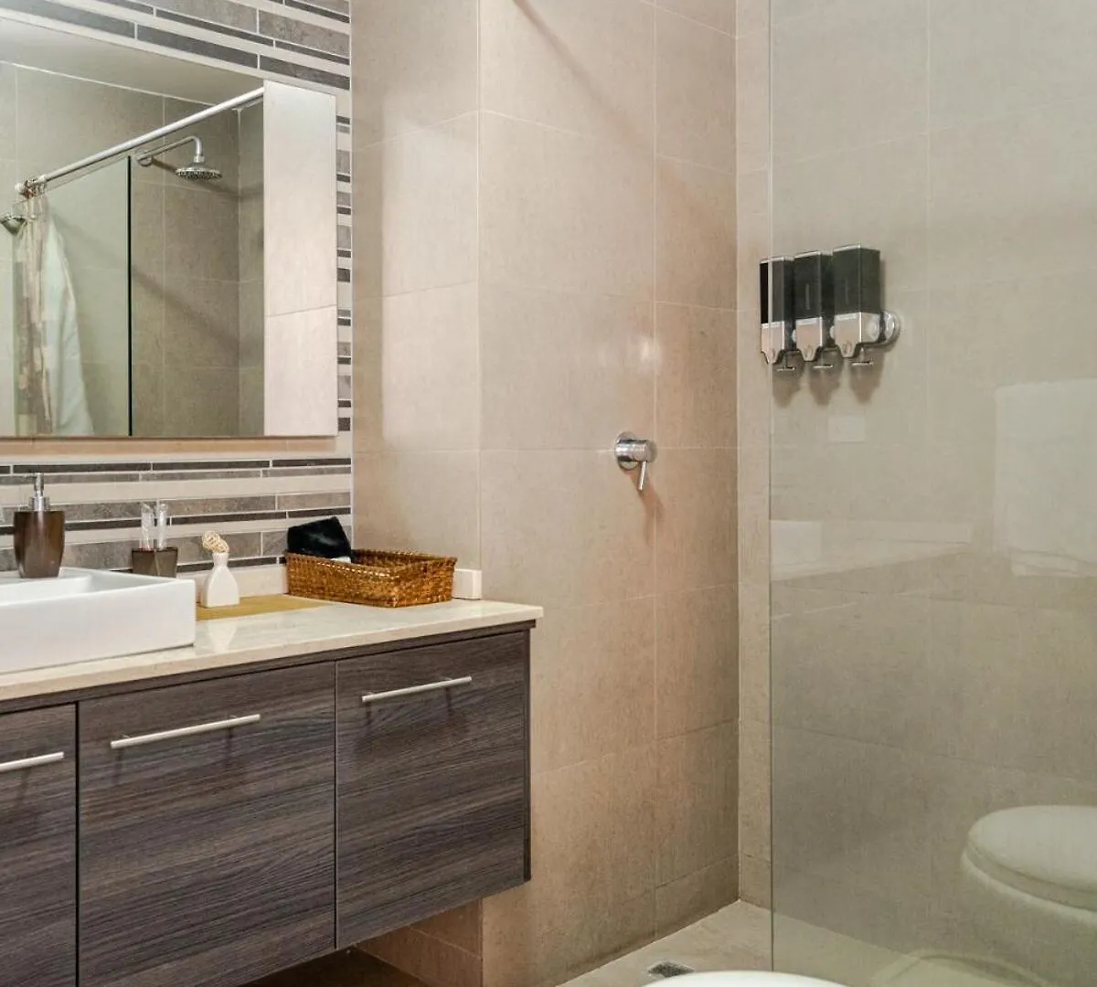 Departamento Gonzalez Suarez Quito One Bed Room Suite!